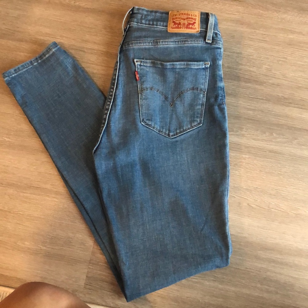 Levi’s 721 high rise skinny long size 30